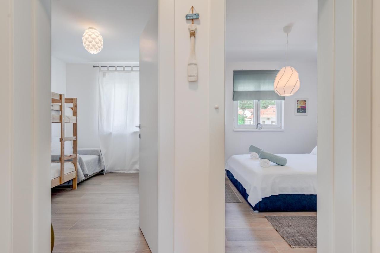New And Chic Place Near Old Town Of Trogir Exterior photo